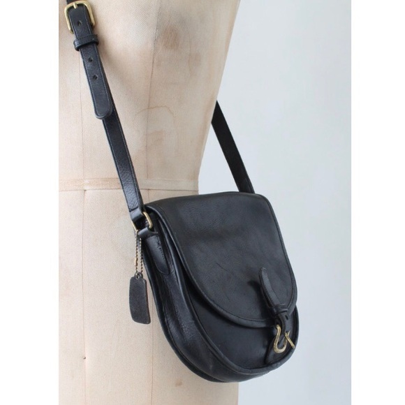 SOLD ||||| Authentic Coach Leatherware Saddle Bag - Picture 8 of 8
